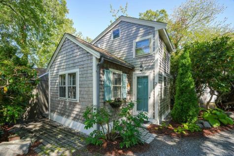 262 Bradford Street Provincetown MA 02657