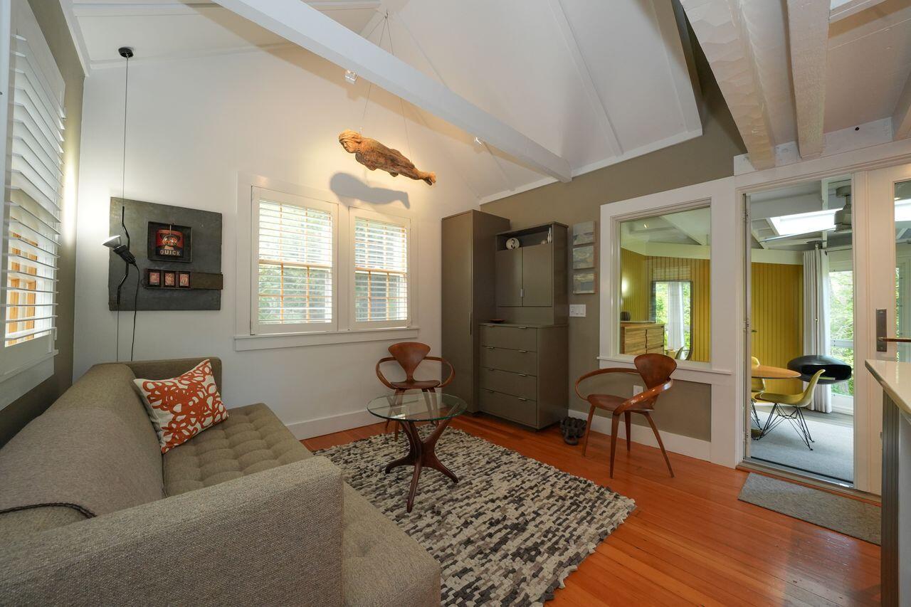 262 Bradford Street Provincetown MA 02657