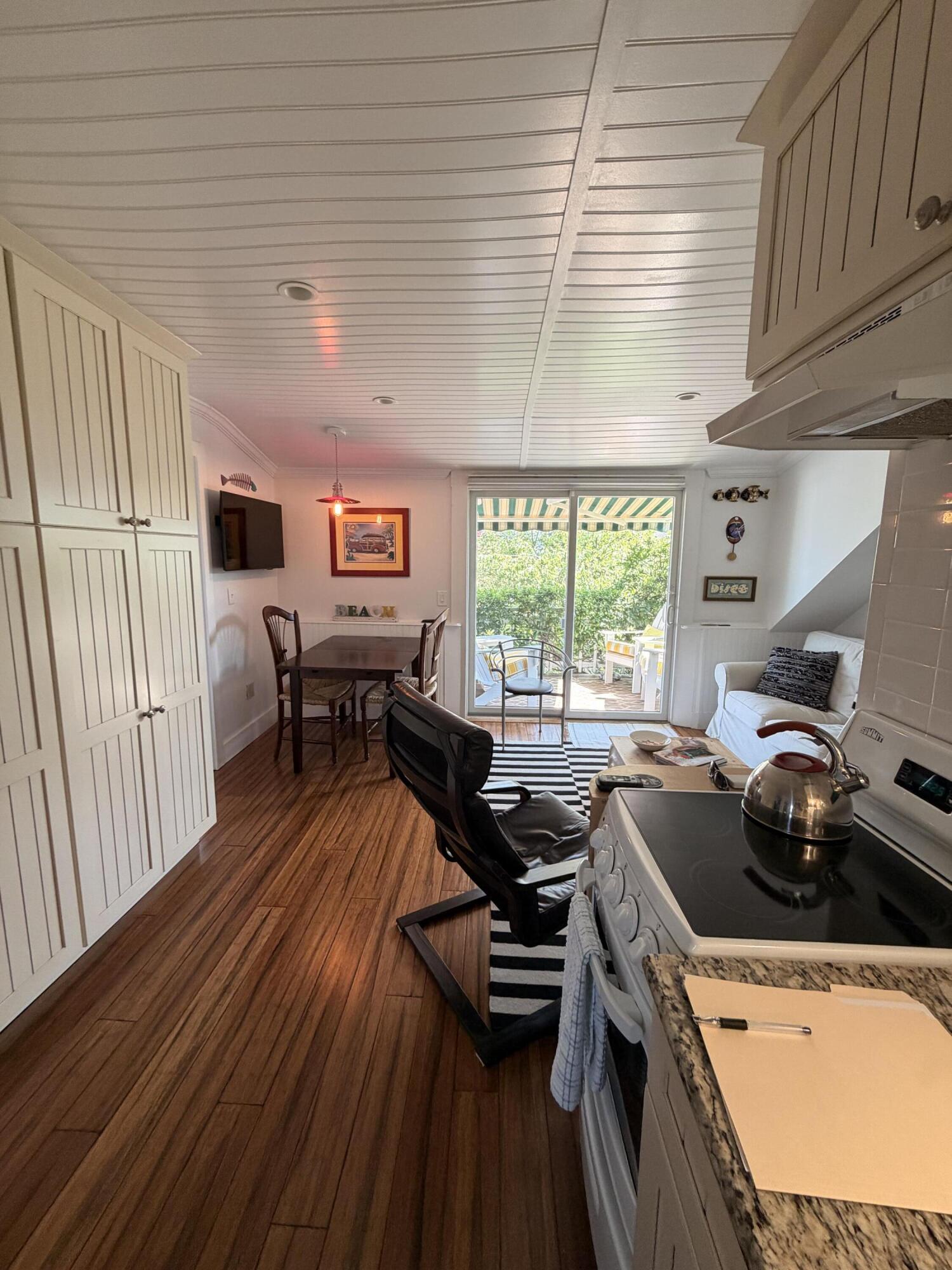 48 Pleasant Street Provincetown MA 02657