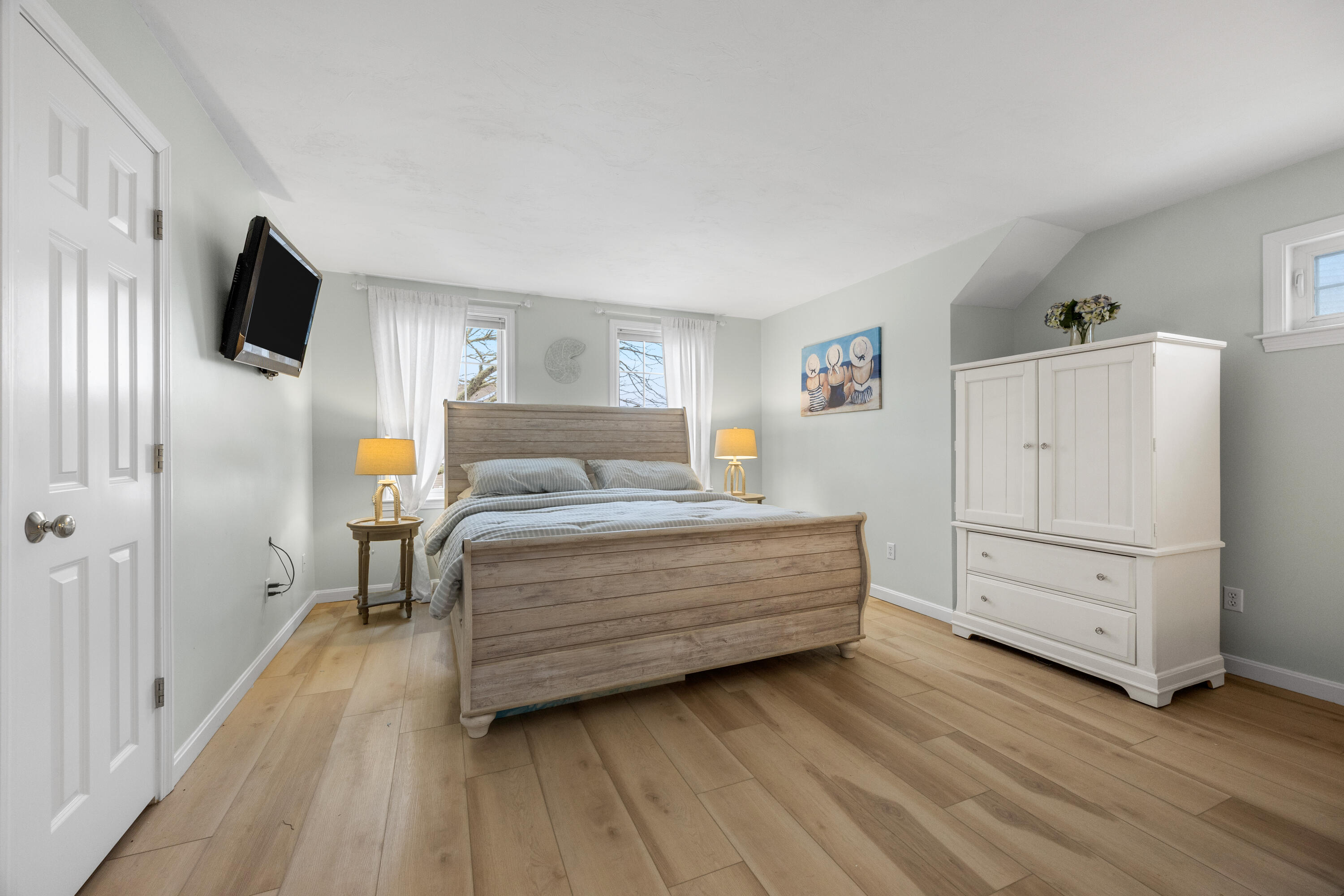 32 Carleton Street Wareham MA 02558