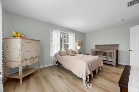 32 Carleton Street Wareham MA 02558