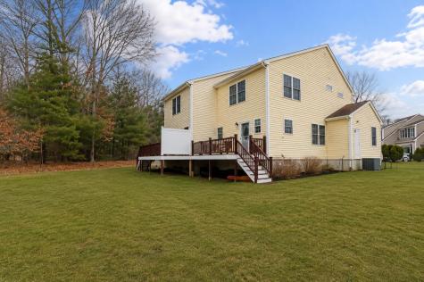 32 Carleton Street Wareham MA 02558
