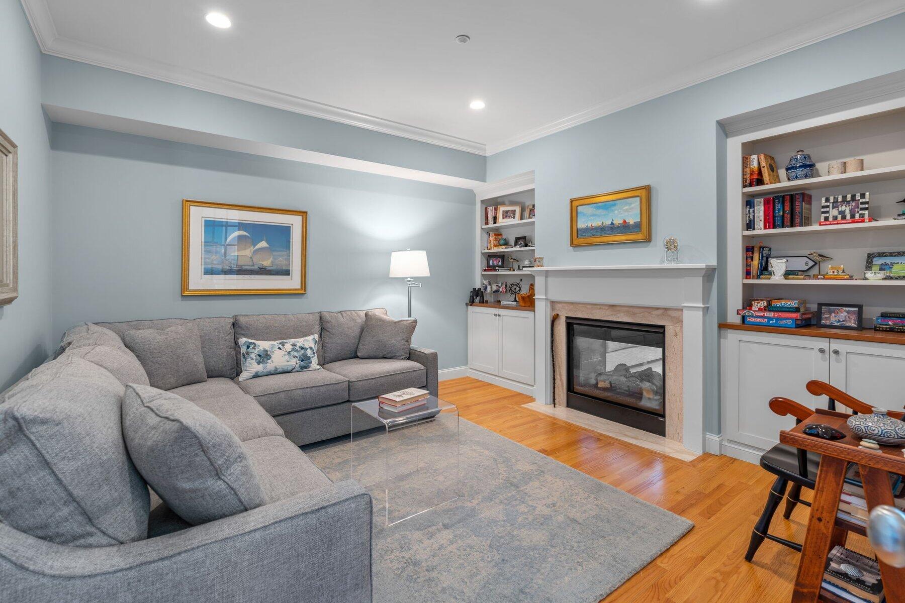 9 Vineyard Reach Mashpee MA 02649