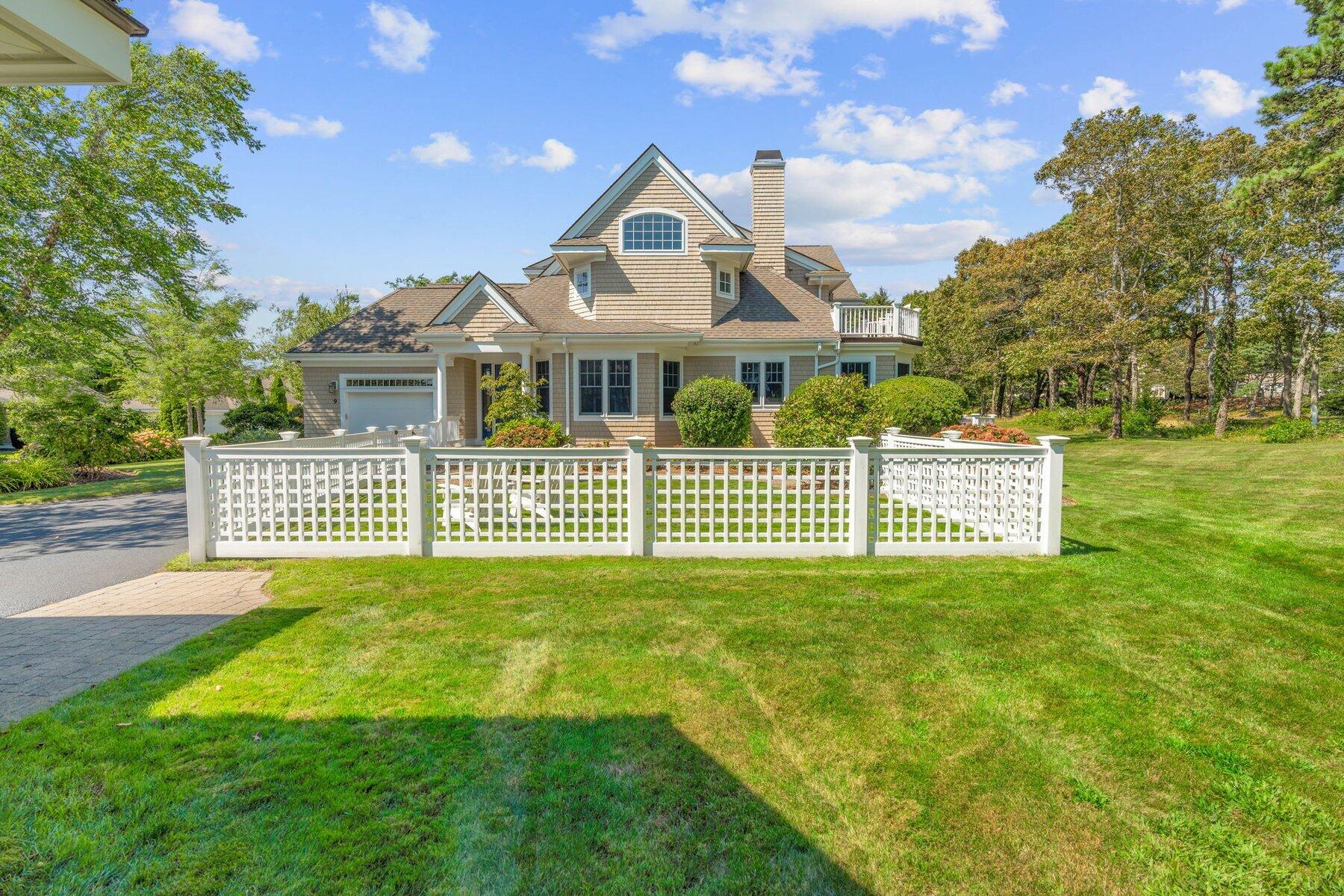 9 Vineyard Reach Mashpee MA 02649