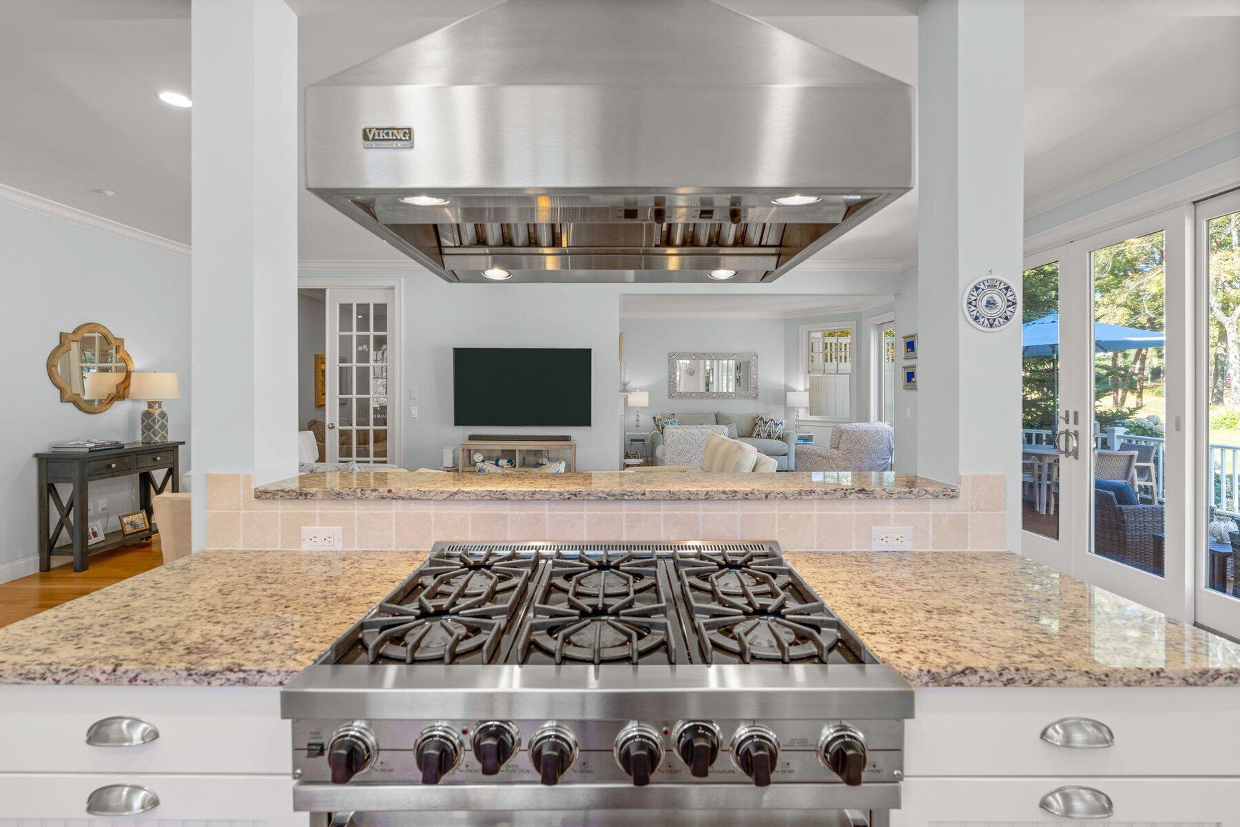 9 Vineyard Reach Mashpee MA 02649