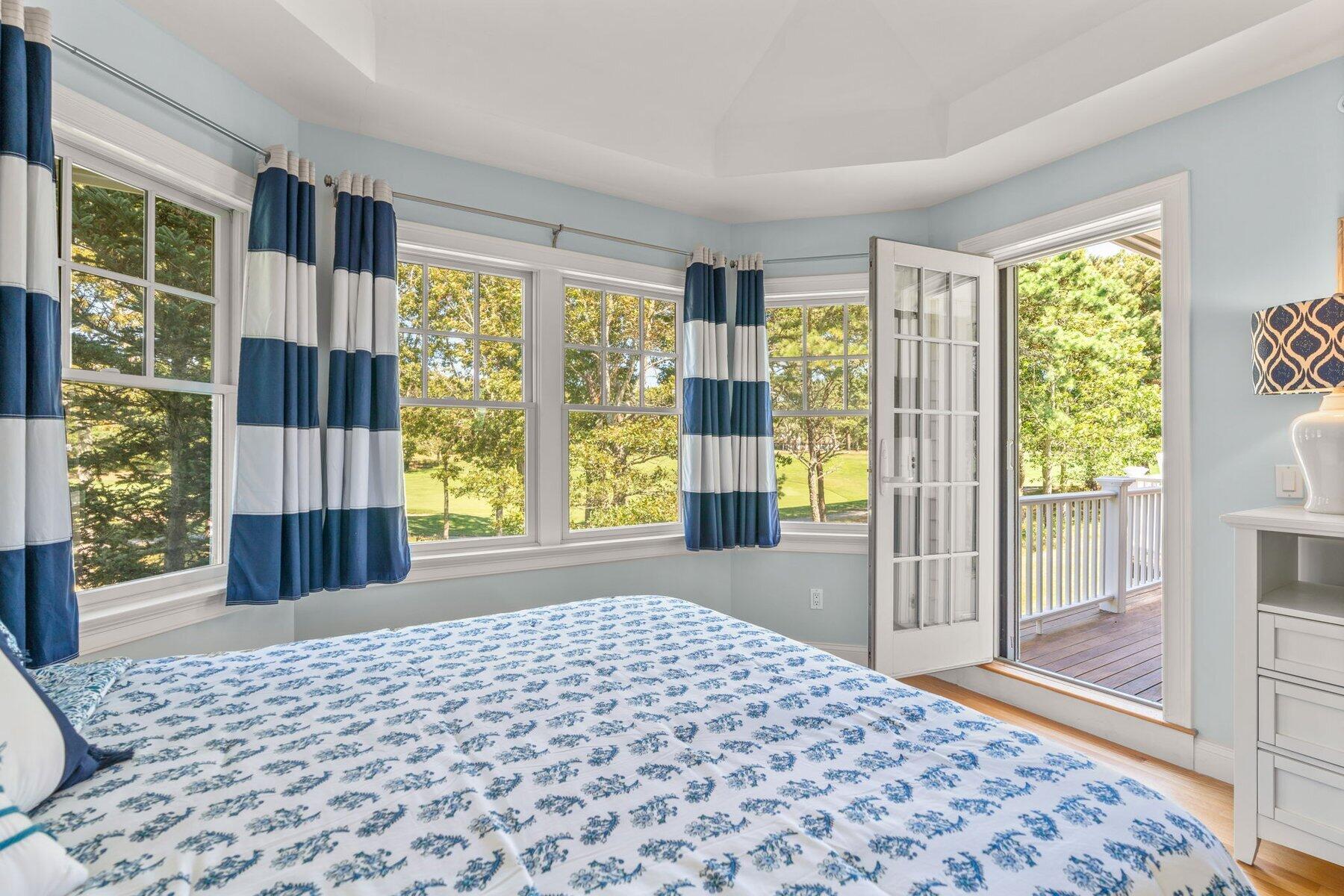 9 Vineyard Reach Mashpee MA 02649