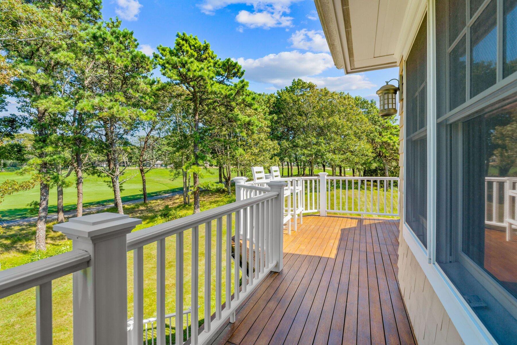 9 Vineyard Reach Mashpee MA 02649