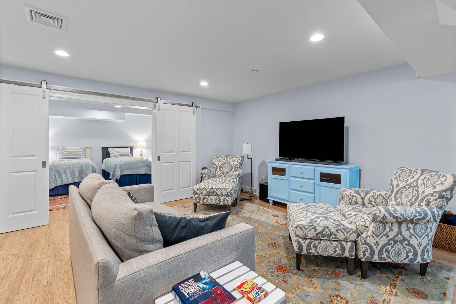 9 Vineyard Reach Mashpee MA 02649