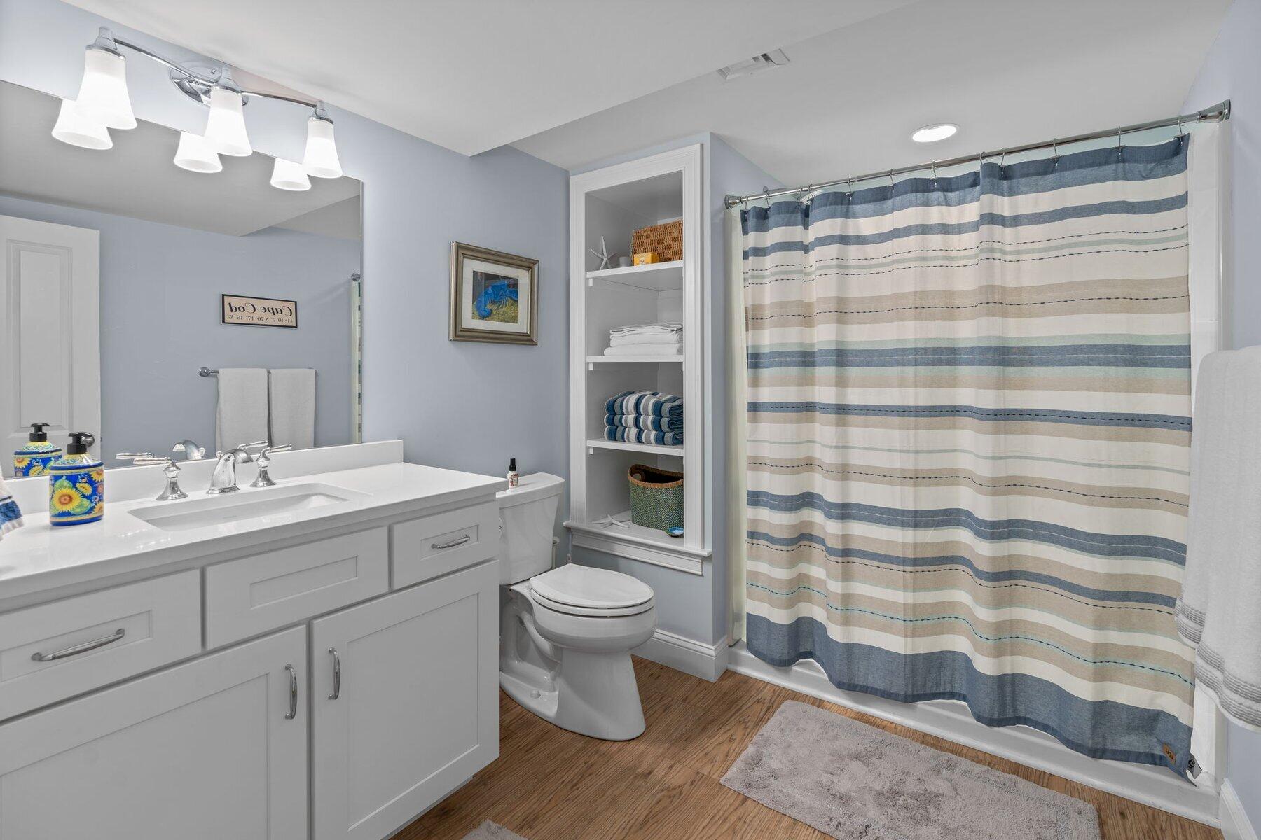 9 Vineyard Reach Mashpee MA 02649
