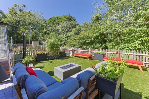 286A Bradford Street Provincetown MA 02657