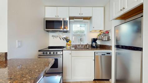 15 Cottage Street Provincetown MA 02657