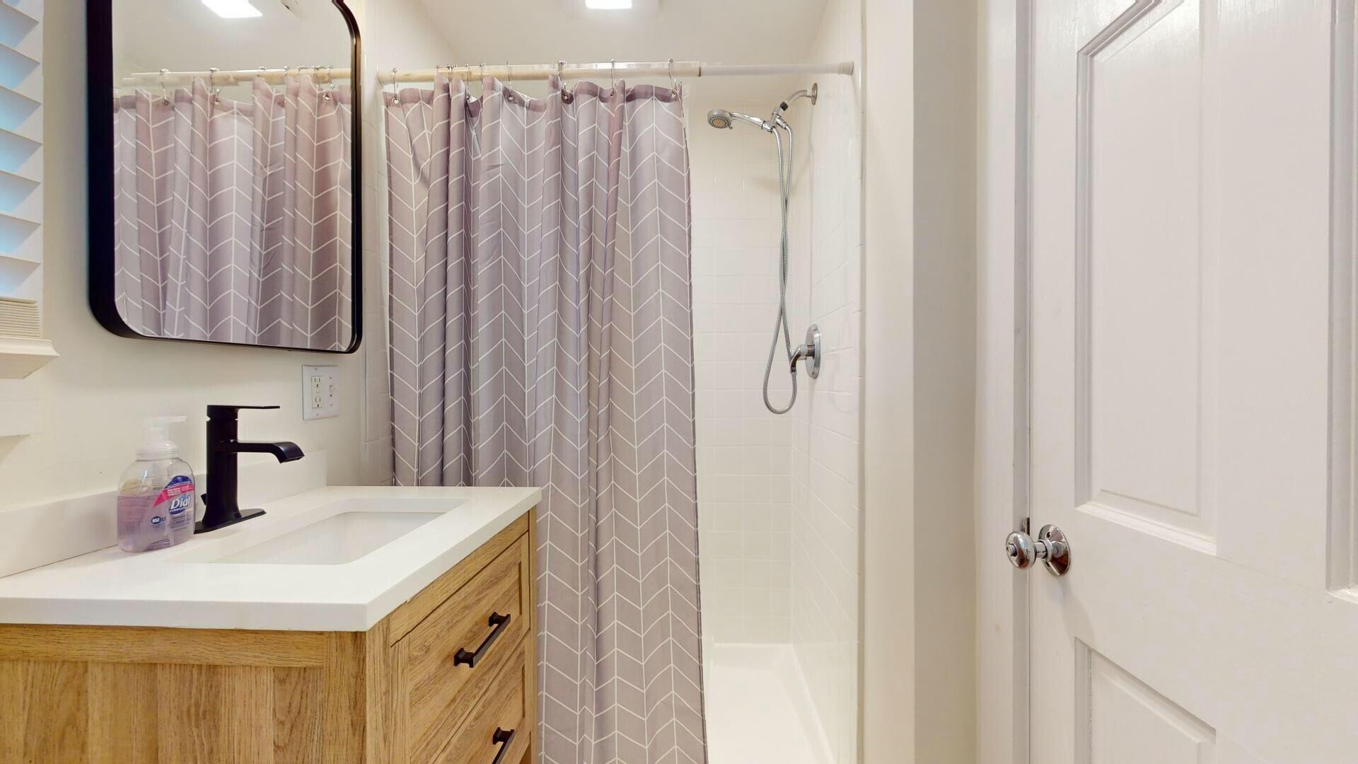 15 Cottage Street Provincetown MA 02657