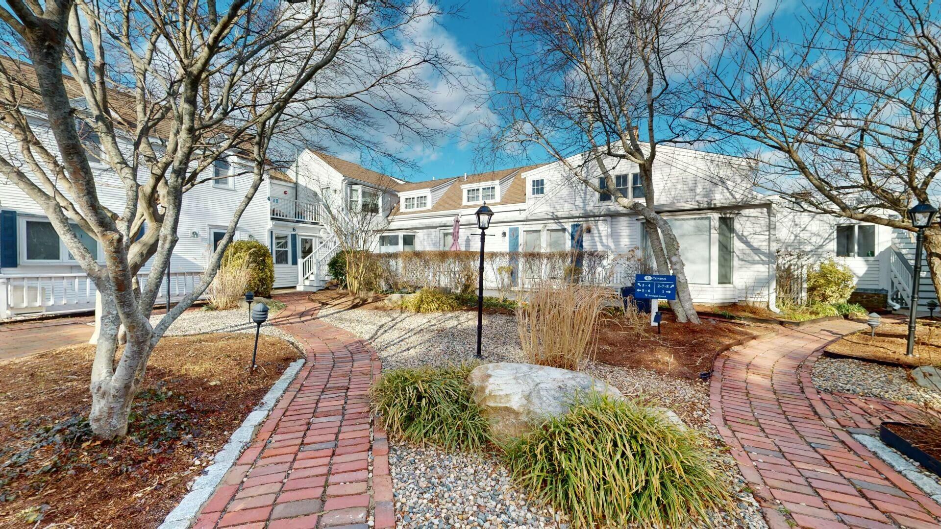 15 Cottage Street Provincetown MA 02657