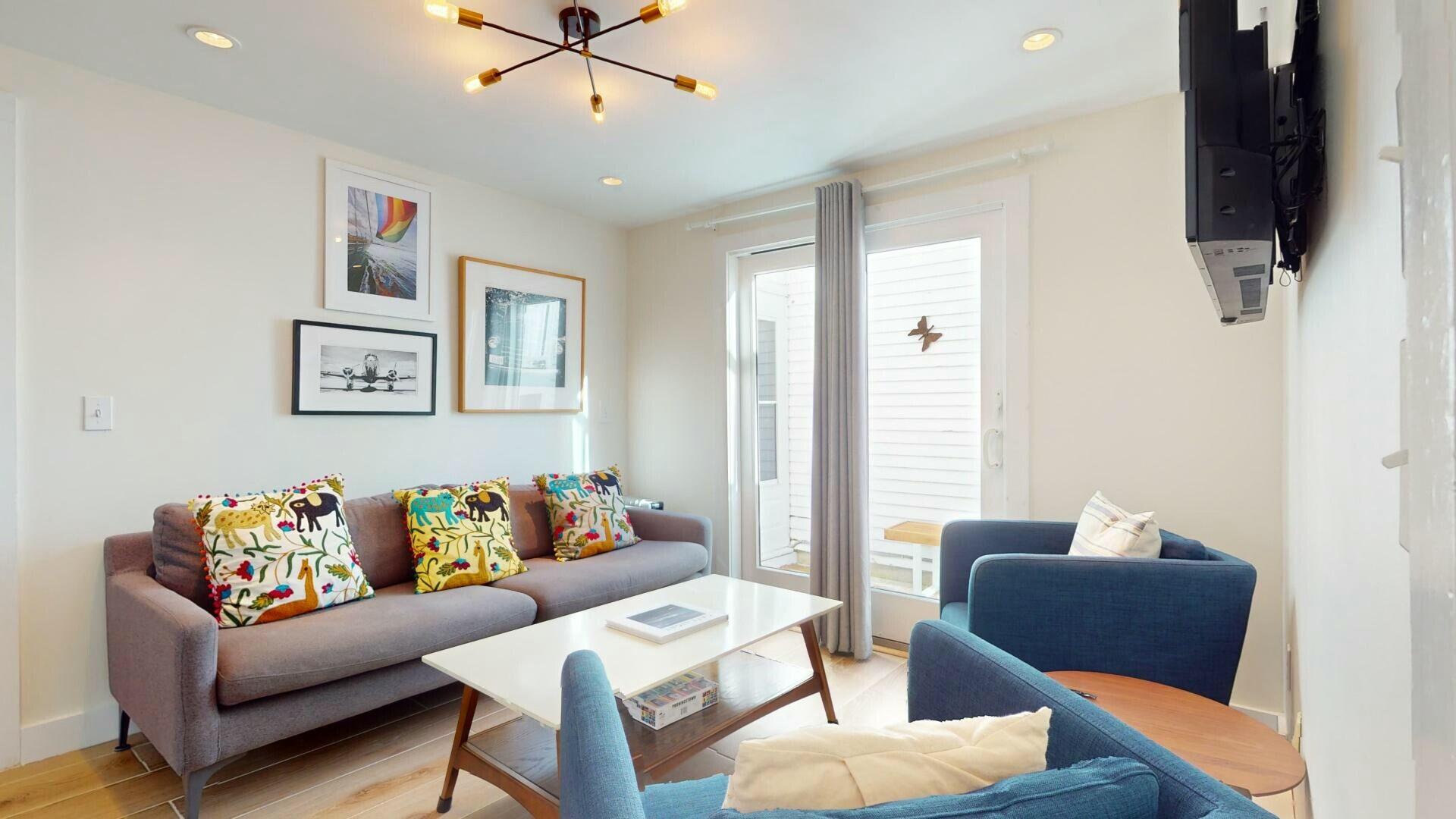 15 Cottage Street Provincetown MA 02657