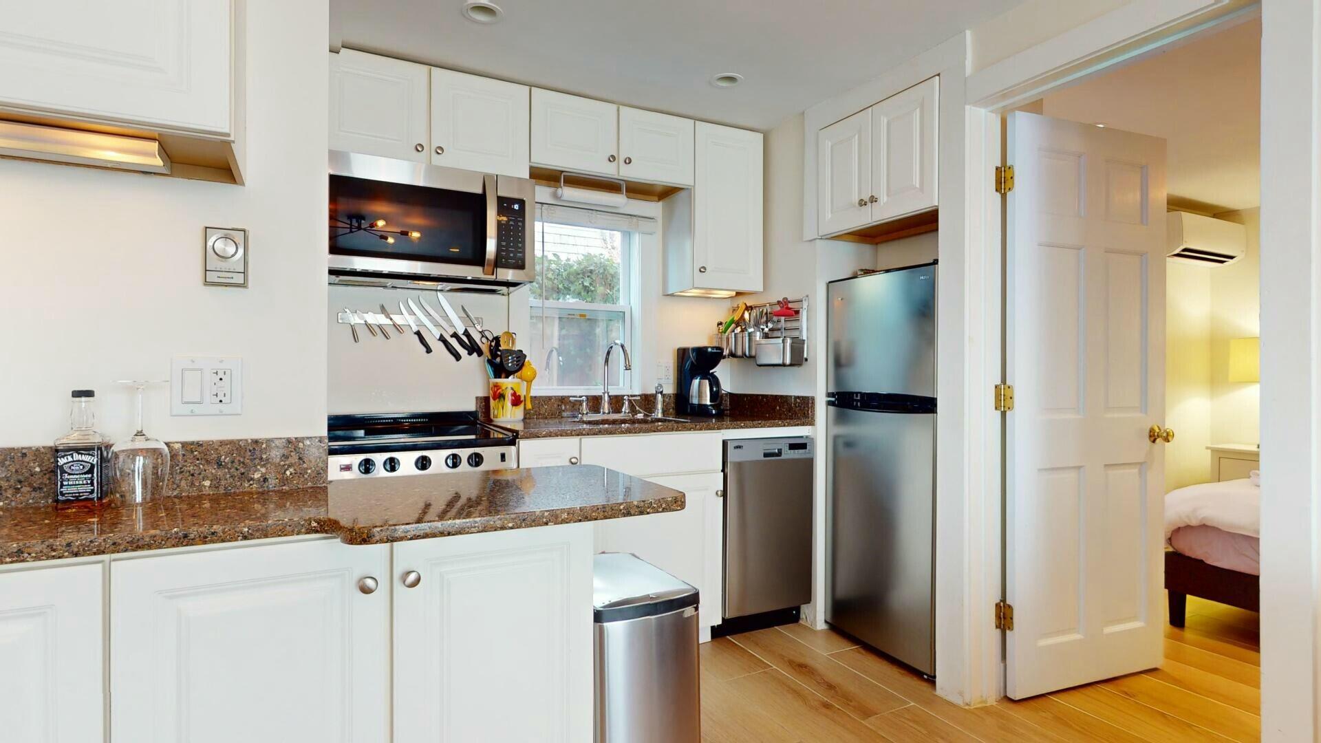 15 Cottage Street Provincetown MA 02657