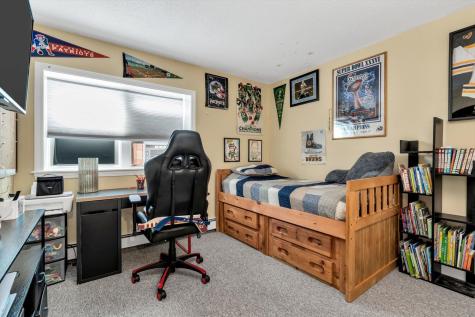 17 Chapel Hill Drive Plymouth MA 02360