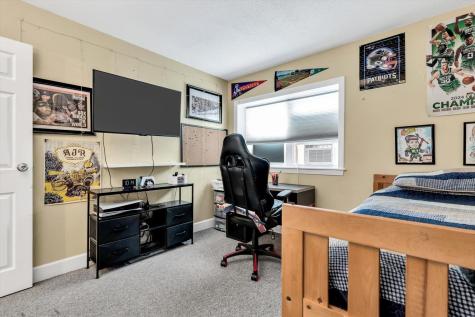 17 Chapel Hill Drive Plymouth MA 02360