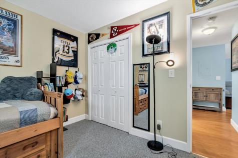 17 Chapel Hill Drive Plymouth MA 02360