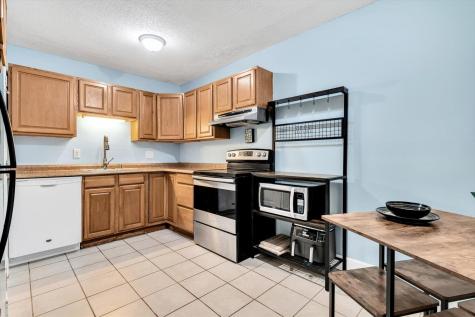 17 Chapel Hill Drive Plymouth MA 02360