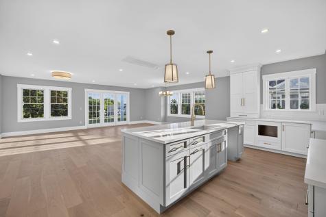 533 Woods Hole Road Woods Hole MA 02543