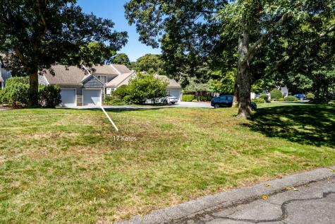 17 Kates Path Village Yarmouth MA 02675