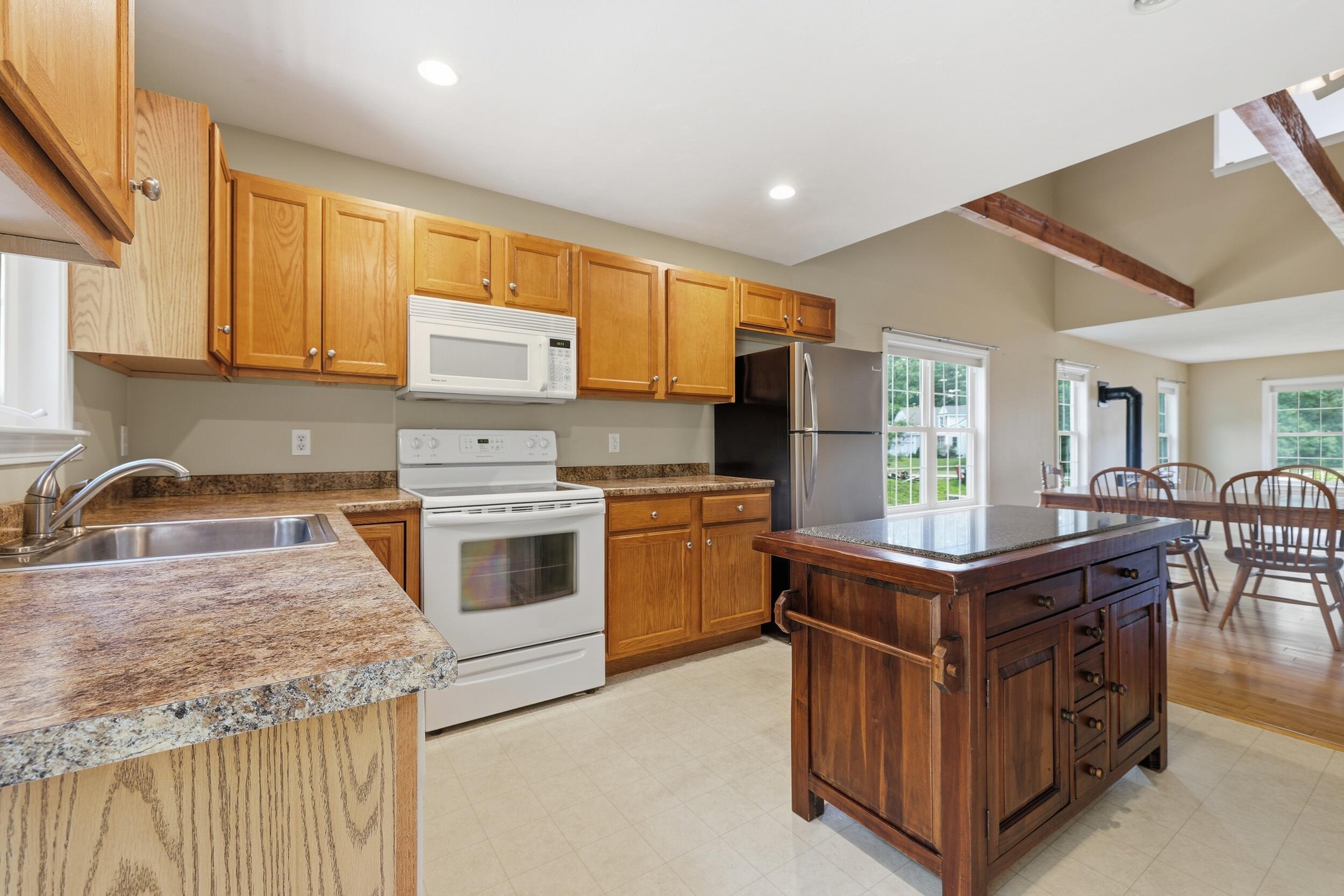 9 Rock Marsh Road Wareham MA 02571