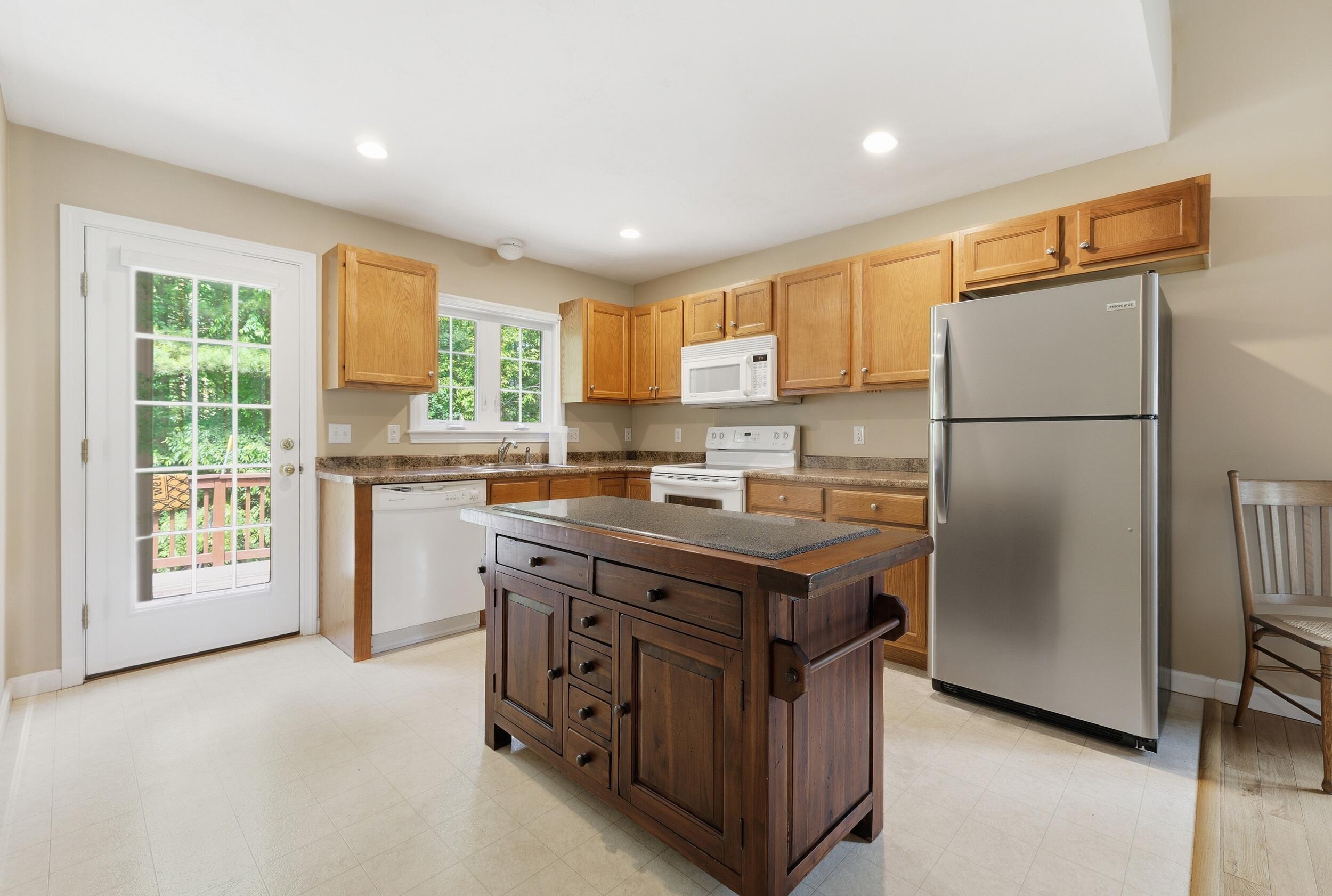 9 Rock Marsh Road Wareham MA 02571