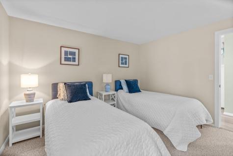 39 Mashie Circle Mashpee MA 02649