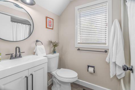 39 Mashie Circle Mashpee MA 02649