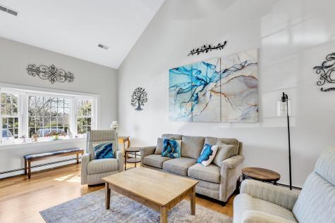 3 Melville Court Bourne MA 02559