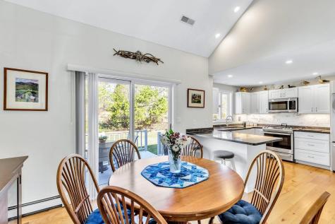 3 Melville Court Bourne MA 02559