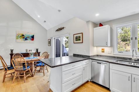3 Melville Court Bourne MA 02559