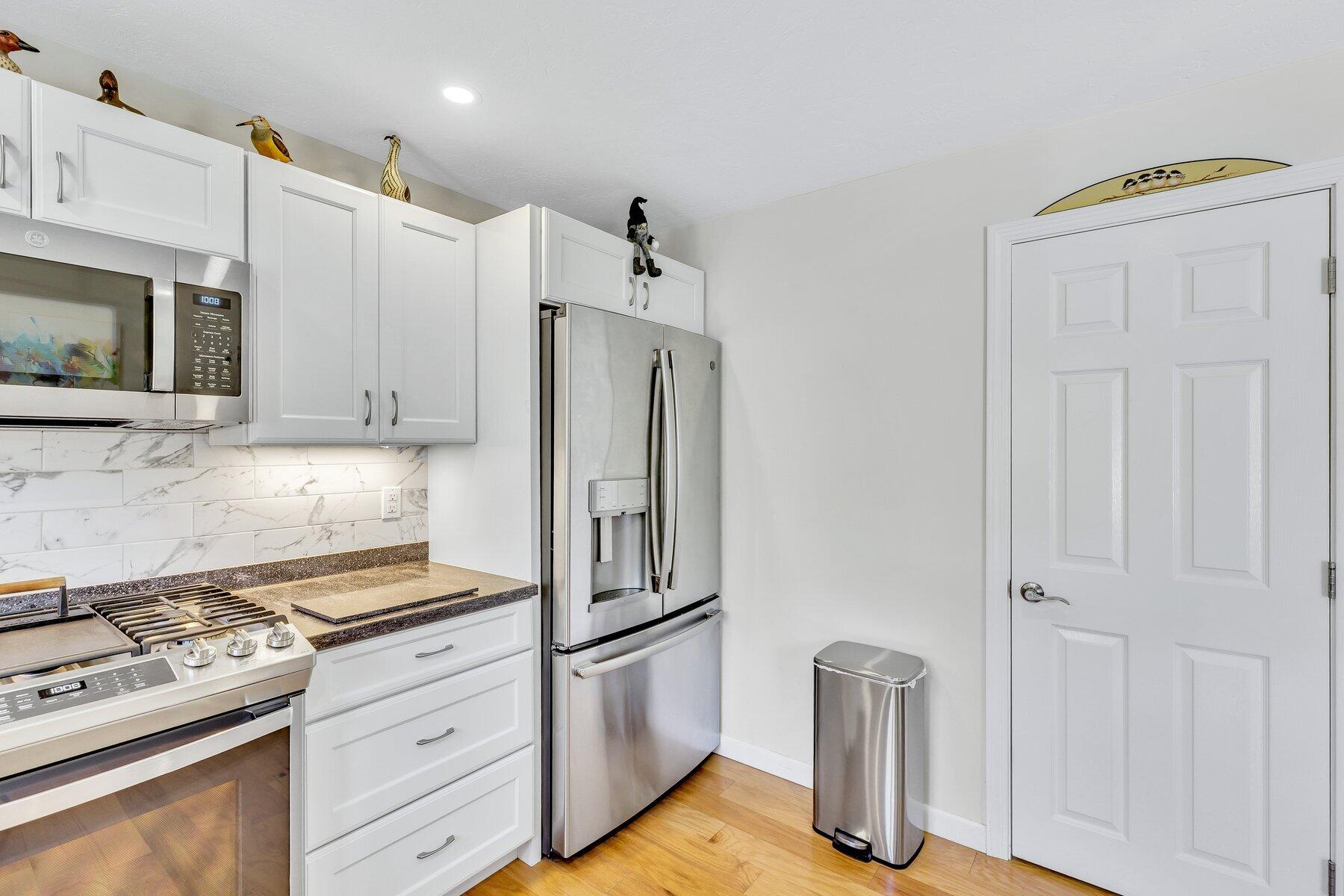 3 Melville Court Bourne MA 02559