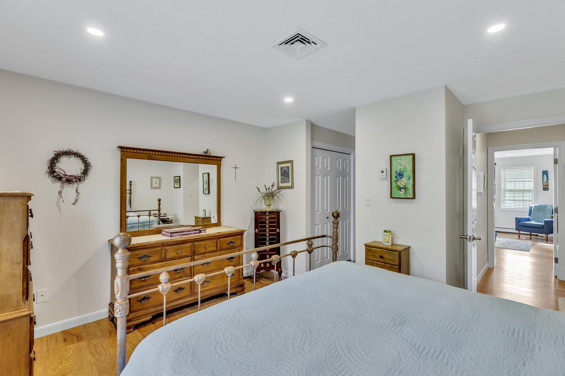 3 Melville Court Bourne MA 02559