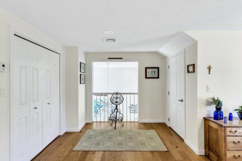 3 Melville Court Bourne MA 02559