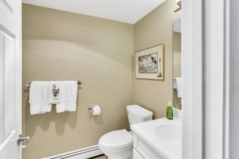 3 Melville Court Bourne MA 02559