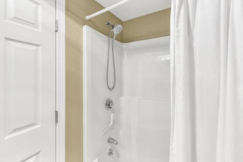 3 Melville Court Bourne MA 02559