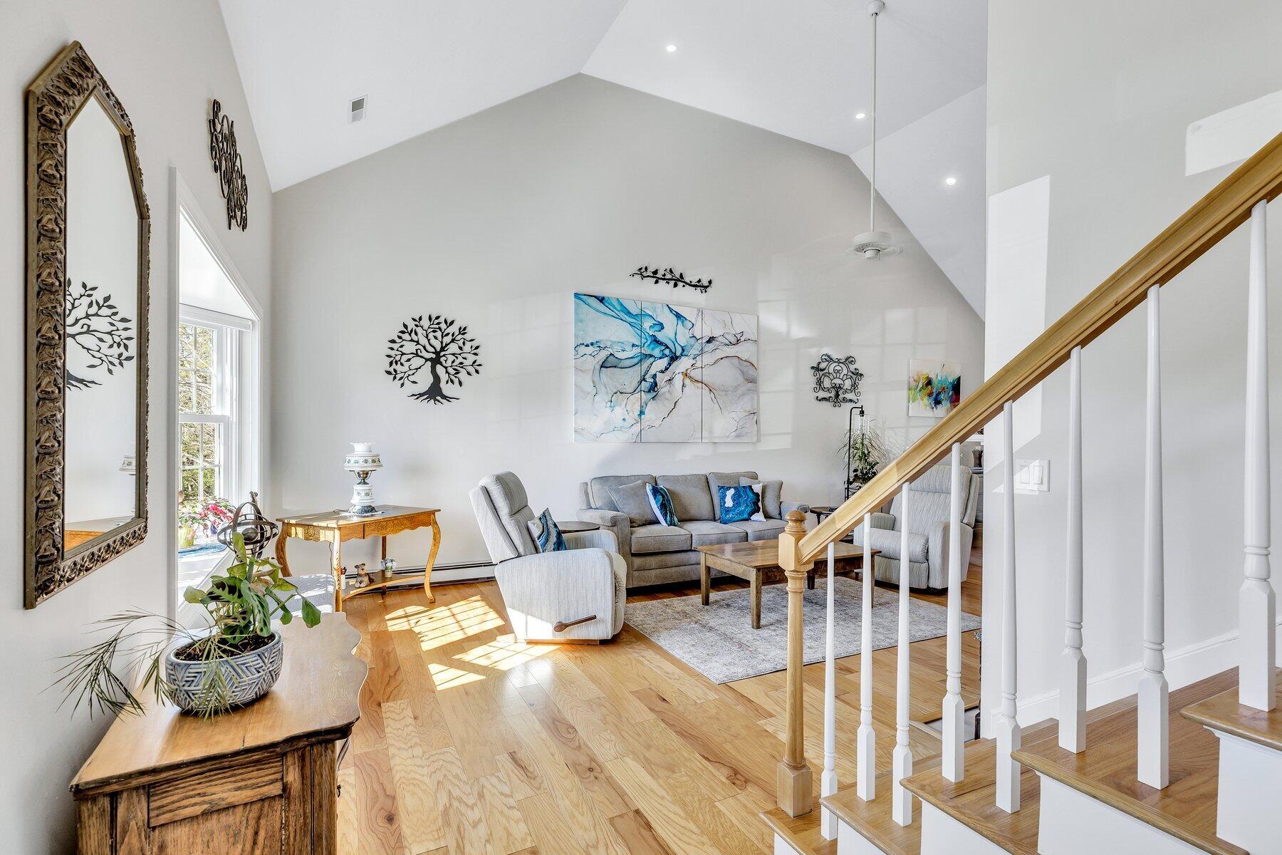 3 Melville Court Bourne MA 02559