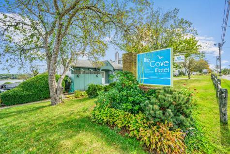 13 S Orleans Road Orleans MA 02653