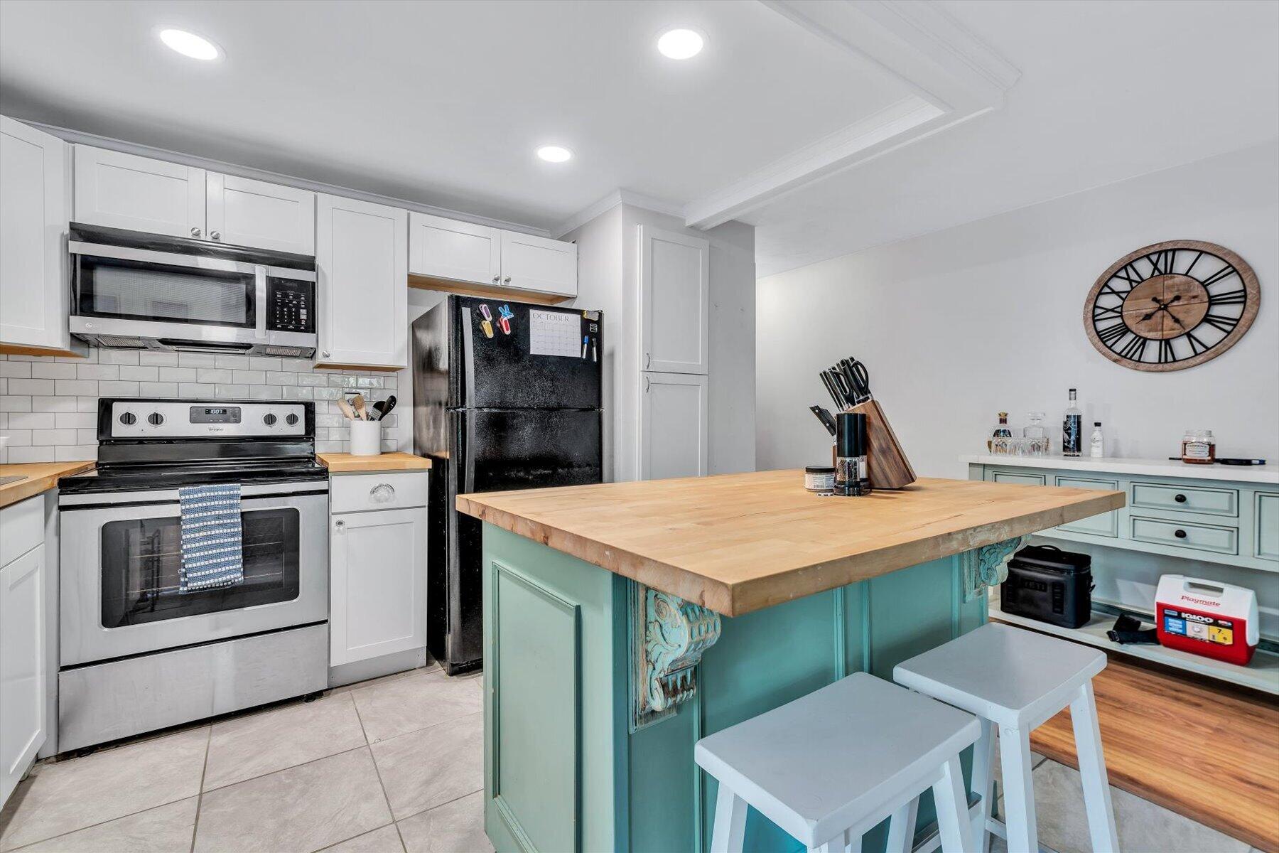 35 Ashumet Road Mashpee MA 02649