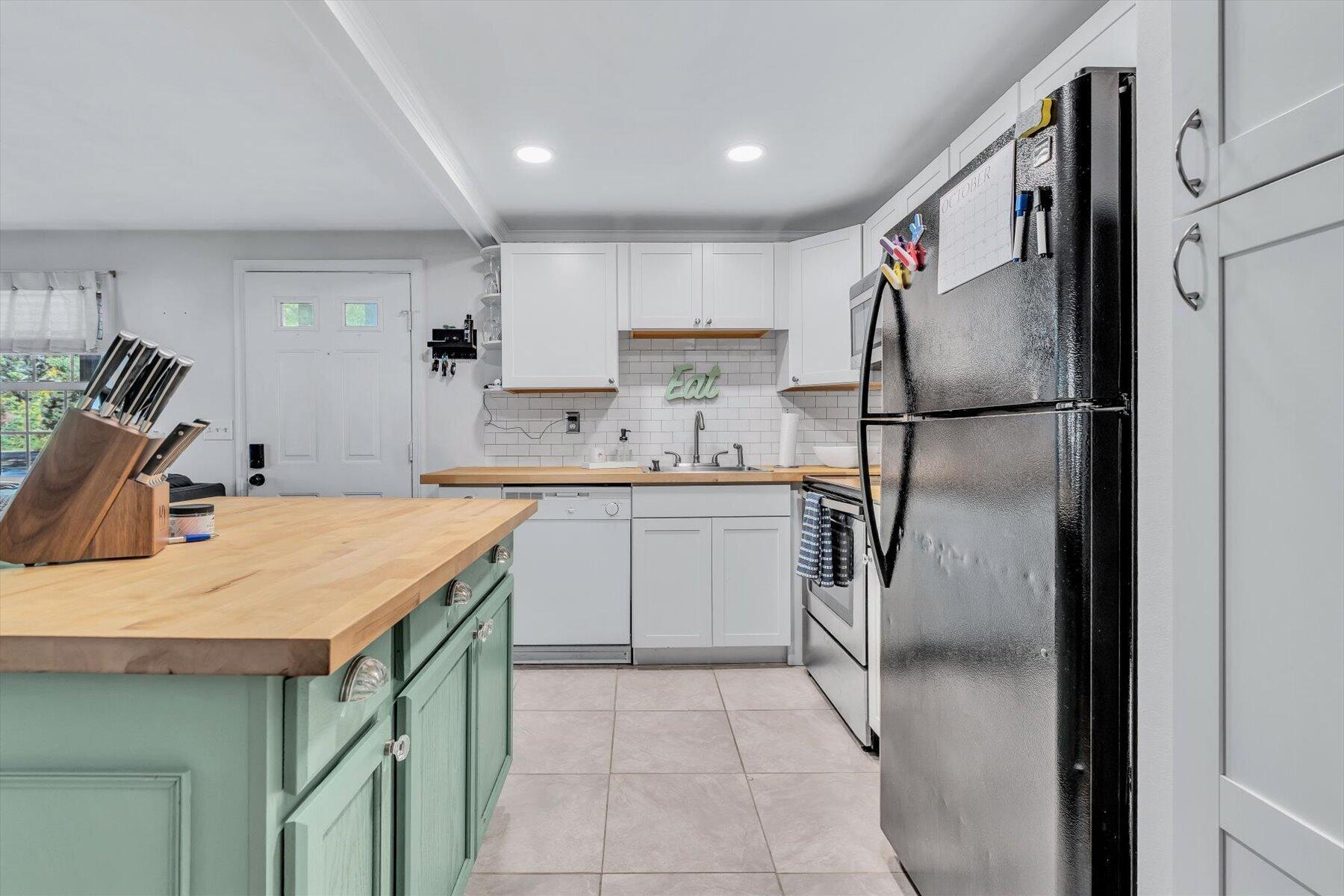 35 Ashumet Road Mashpee MA 02649