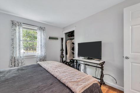 35 Ashumet Road Mashpee MA 02649