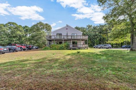 35 Ashumet Road Mashpee MA 02649