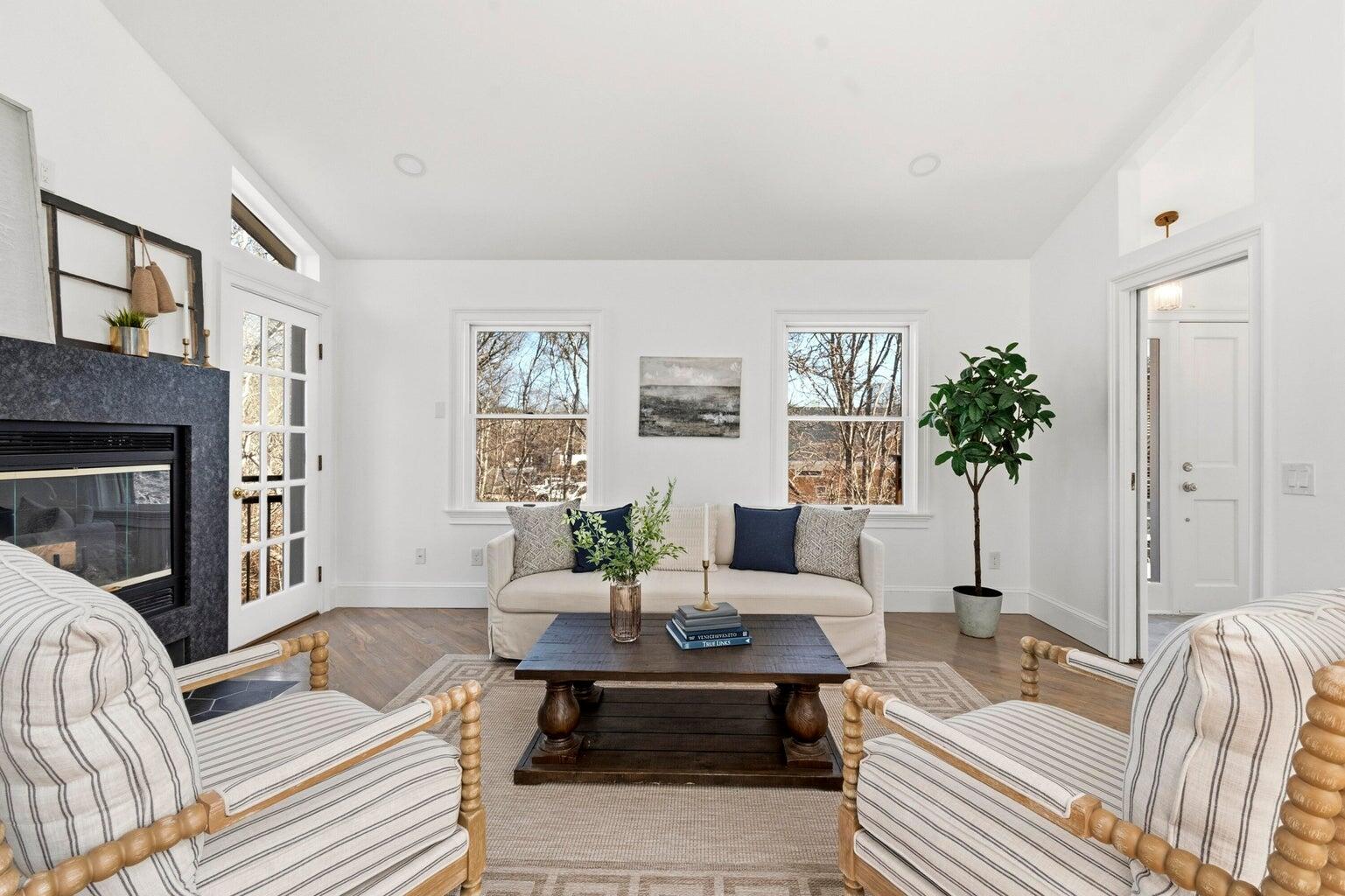86 Harry Kemp Way Provincetown MA 02657