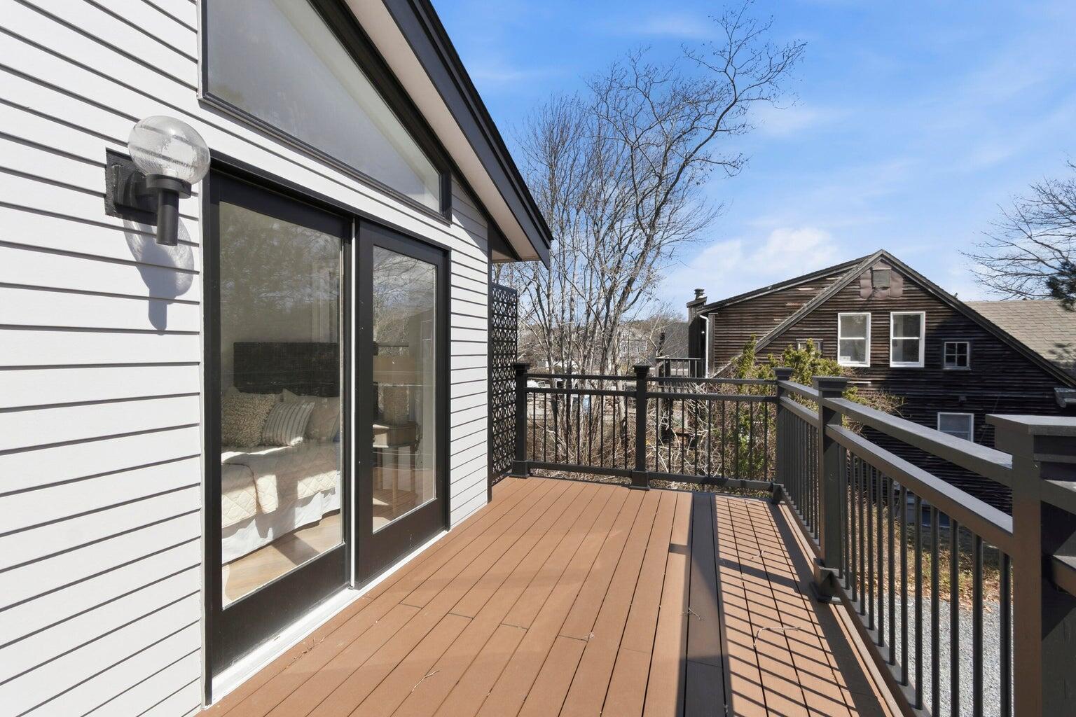 86 Harry Kemp Way Provincetown MA 02657