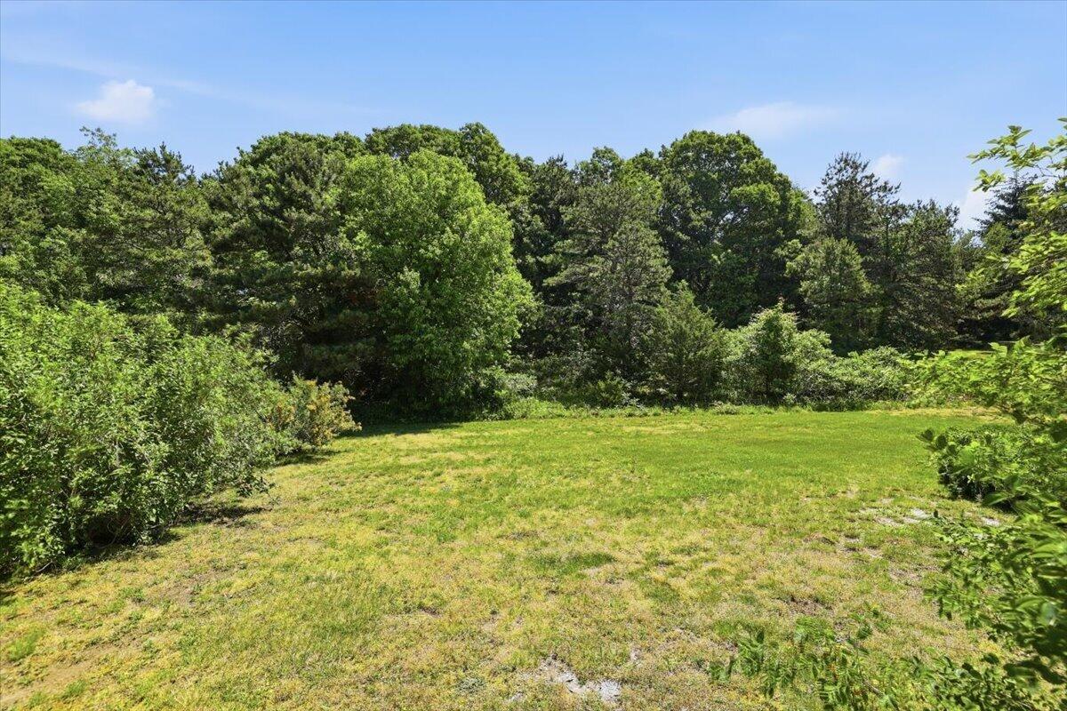 18 Woodview Drive Falmouth MA 02540