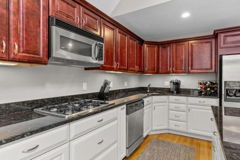 28 Gold Leaf Lane Mashpee MA 02649