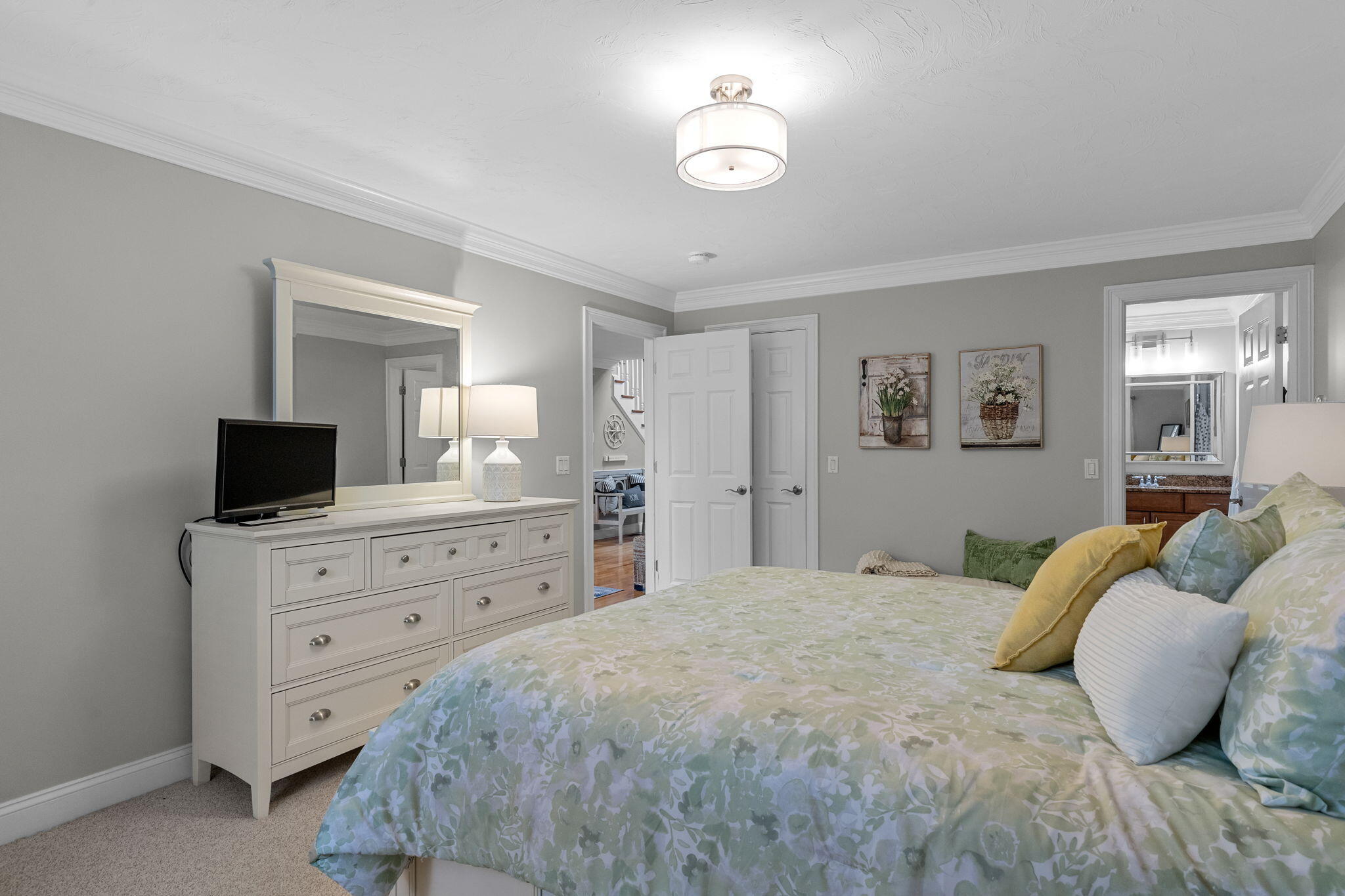 28 Gold Leaf Lane Mashpee MA 02649