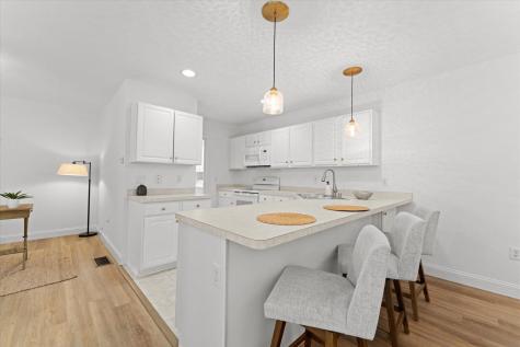 2 Berrywood Court Bourne MA 02532