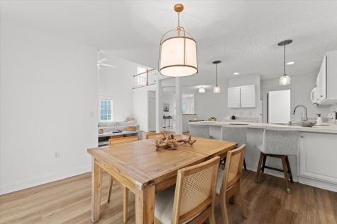 2 Berrywood Court Bourne MA 02532